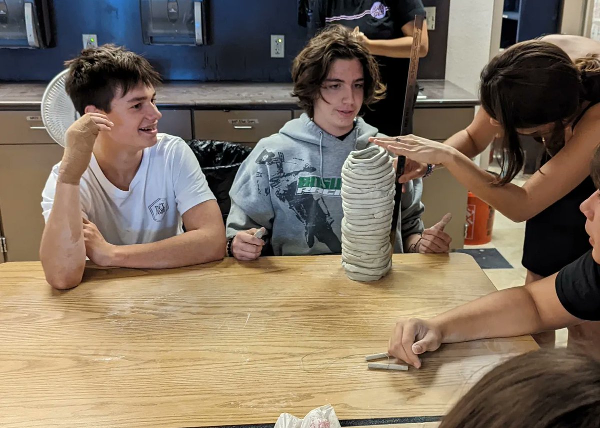 CBHSArt's tweet photo. Coil competitions today in the art room #ceramics #ArtEd #CocoaBeachArt https://t.co/g2X9cBvn4o