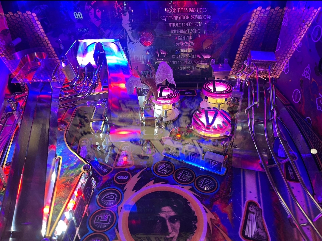 Mad_Pinball's tweet photo. Congratulations AJ on your preloved Led Zeppelin Pro! We are glad that it has found a great home in Texas!

Our current preloved inventory includes:
Twilight Zone
Dirty Harry
Rush Pro
Star Wars Pro

Email jeff@madpinball or rob@madpinball with any questions! https://t.co/NcqvVu2lIg