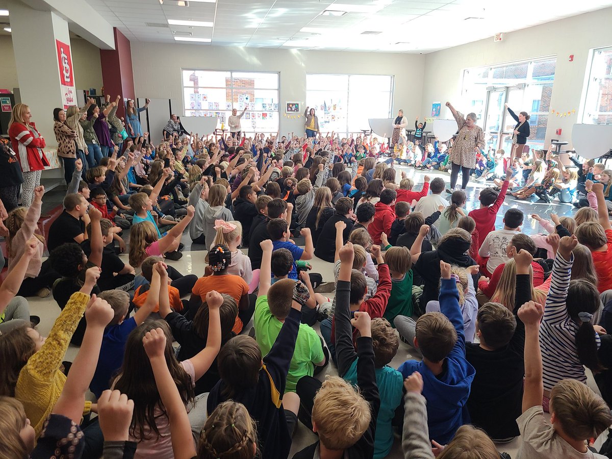 MrsKatieKaletta's tweet photo. @DrAmandaBritain and @bonniejernigan hosting our first Leader in Me Day Assemblies of the year with Student Lighthouse and the Kindness Crew! We can't wait for the next @TheLeaderinMe Day! ♥️🐾🎉 #GoBlackcats https://t.co/TZ3lLFirXu
