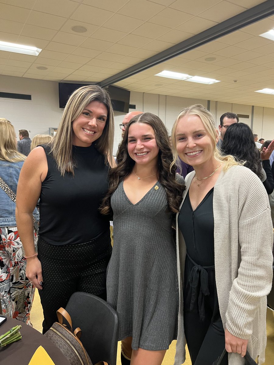 alexis_wachter's tweet photo. Another special thank you to Coach Ceplo &amp; Coach Dunham @DelranGLacrosse for helping me get to where I am today!! https://t.co/ofZotFDJpH