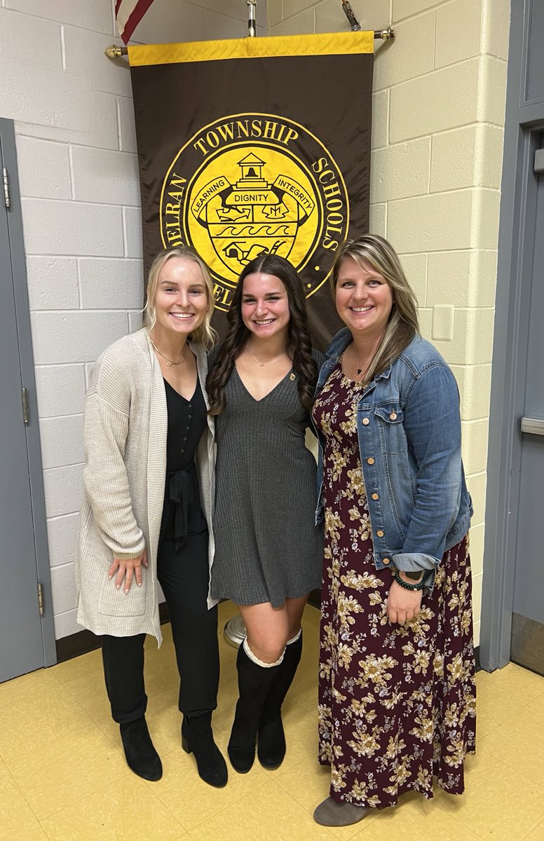 alexis_wachter's tweet photo. Another special thank you to Coach Ceplo &amp; Coach Dunham @DelranGLacrosse for helping me get to where I am today!! https://t.co/ofZotFDJpH
