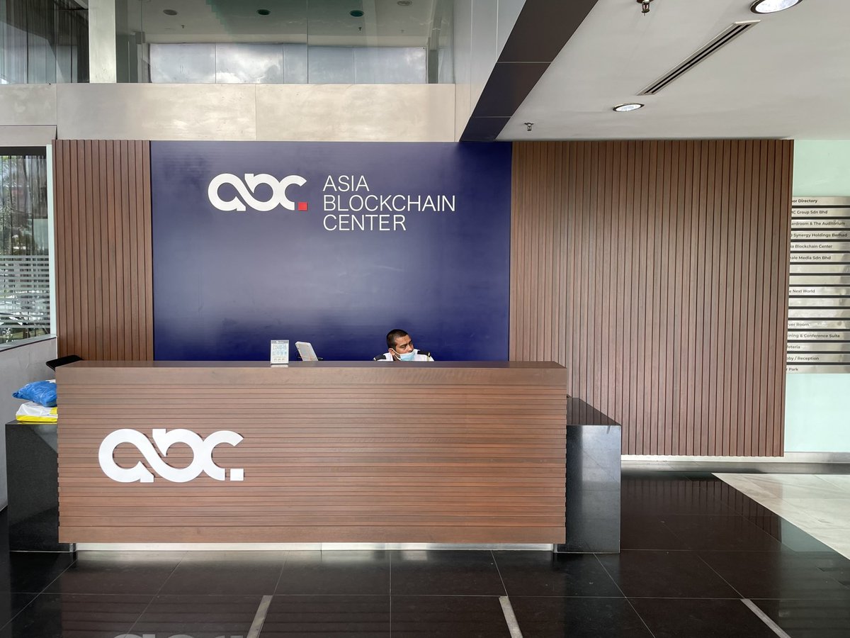 ΛNGΞ 🤍 tweet media