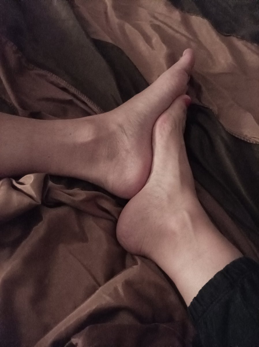 Morrigan_OF's tweet photo. "Maybe happiness isn’t what you believe, but who you believe." (cit. "Fleabag")

#onlyfansgirl #onlyfansmodel #OF #feetfinder #feetfetish #feetmodel #feetqueen #buymyfeetpic #feetpicsforsales #feetpics https://t.co/to3ia2L7vA