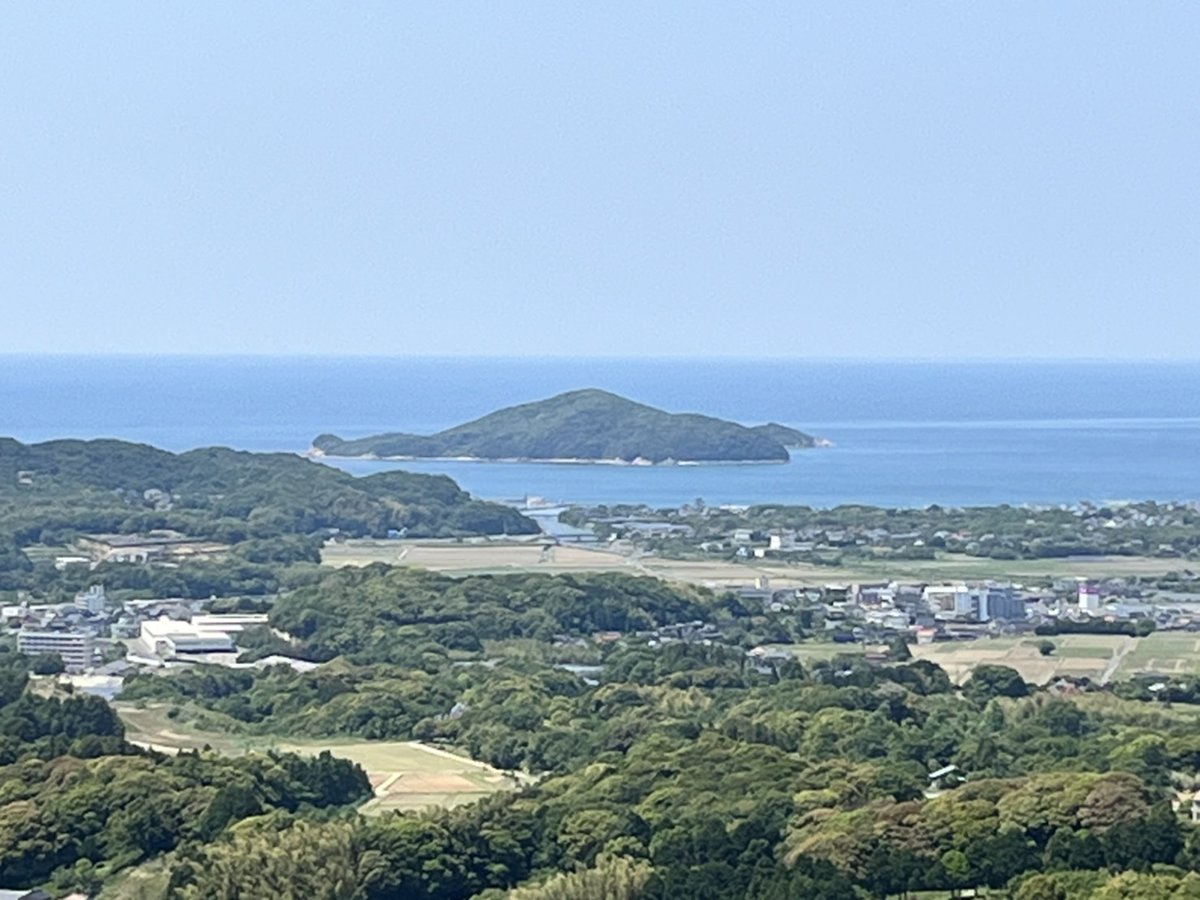 AmbJaponFR's tweet photo. #LeJaponEnFrance🗾| Connaissez-vous l'île 🇯🇵 nommée d'après Alfred #CORTOT ❓ #孤留島
Histoire d'un pianiste français amoureux du Japon 👇
🇫🇷 https://t.co/0lV3ZY9iN9
🇯🇵 https://t.co/NDb5ZfvBXg https://t.co/qwwoiy7y4s