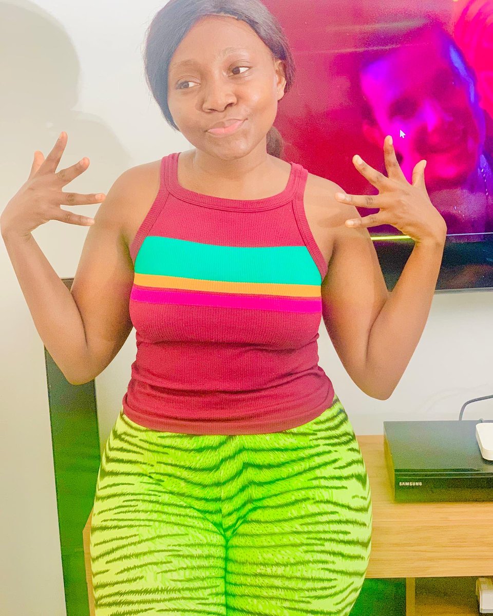 SerenaB70282970's tweet image. Smile even when you are hungry 😂 #StrayKids #talentbuilding