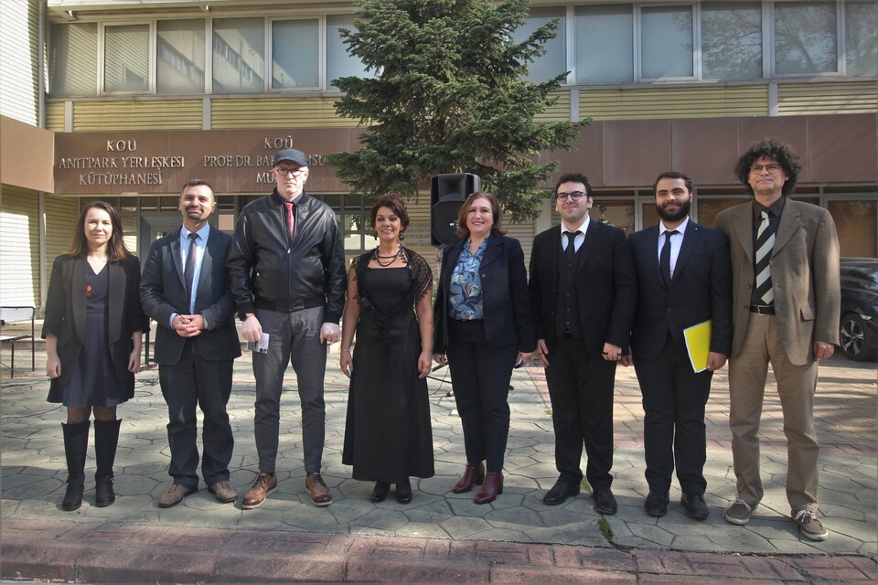 gsf_kou's tweet photo. Fakültemiz 2022-2023 Eğitim Öğretim Yılı Açılış Konseri Anıtpark Yerleşkemizde Sayın Rektör Yardımcımız Prof. Dr. Nilgün Fığlalı, Dekanımız Prof. Süreyya Temel, öğretim üyelerimiz, öğrencilerimiz ve konuklarımızın katılımıyla gerçekleşti. @kou92official https://t.co/9MPvXABVLM
