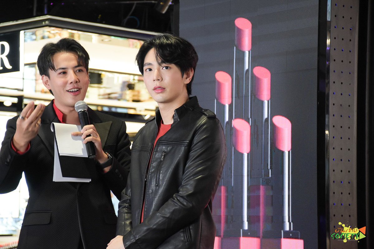 bunterngsociety's tweet photo. ภาพบรรยากาศงาน “PLAY YOUR POWER WITH UP” เปิดตัวลิปสติกใหม่ พบกับ “อัพ-ภูมิพัฒน์ เอี่ยมสำอาง”Friend of NARS Thailand สัมผัสปรากฏการณ์ลิปแมตต์ใหม่จาก NARS กับ NEW Powermatte Lipstick #NARSThailand #PlayYourPower #Narsissist #uppoompat #Mymayo #มาโยของอัพ https://t.co/cfFVUGkWiZ