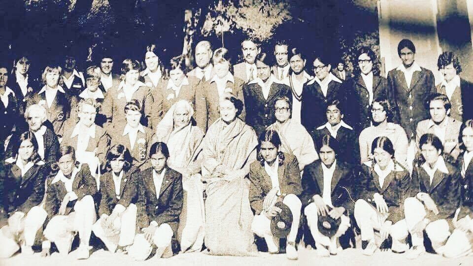 1975 :: The First Indian Women Cricket Team  With PM Indira Gandhi