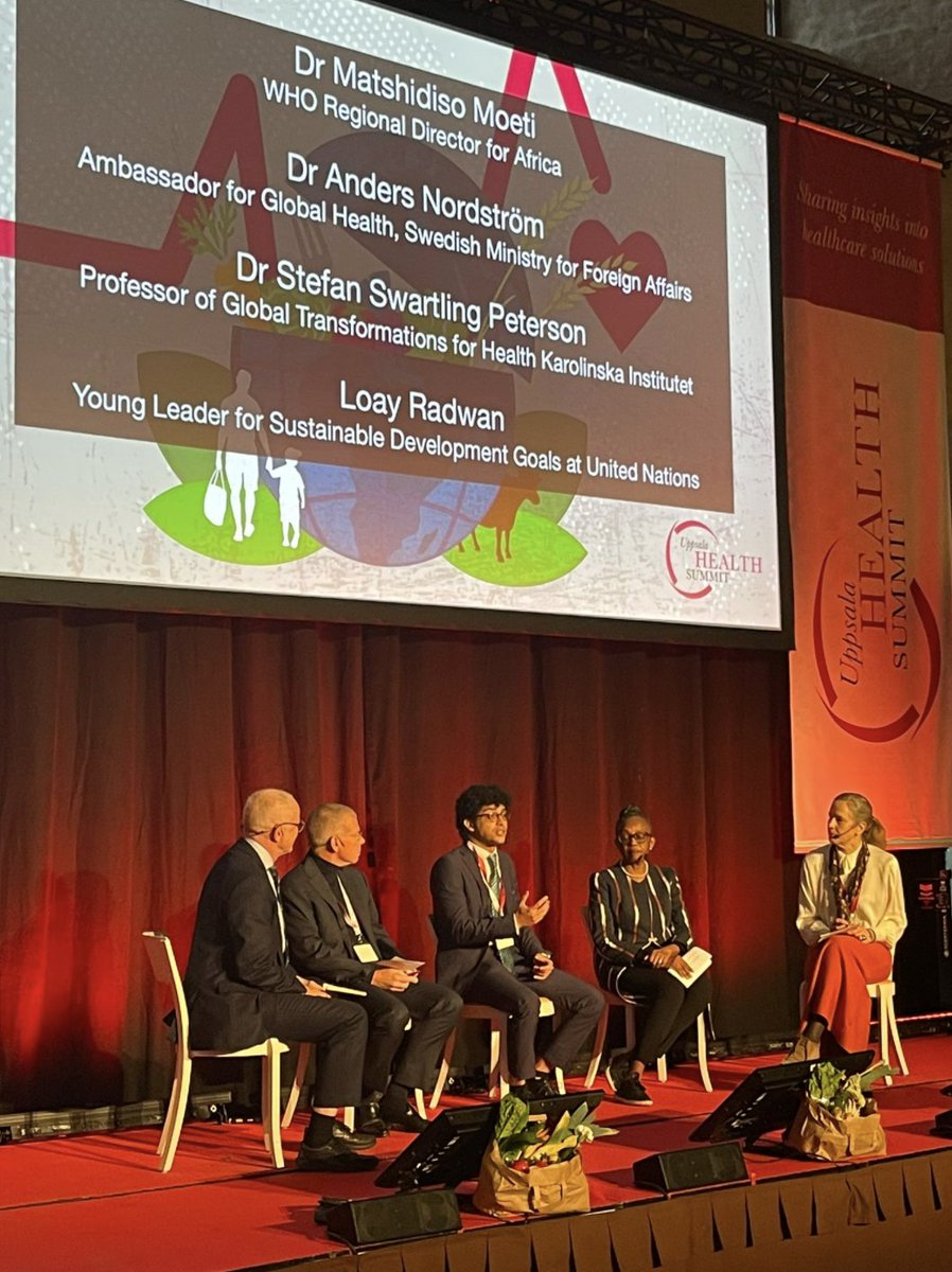 Insightful panel discussion at #UHS22 on healthy lives from sustainable #FoodSystems. Transforming our food systems is essential to #BeatingNCDs. Without it, we'll continue to face a double burden of undernutrition & obesity. This must become a priority for all countries.