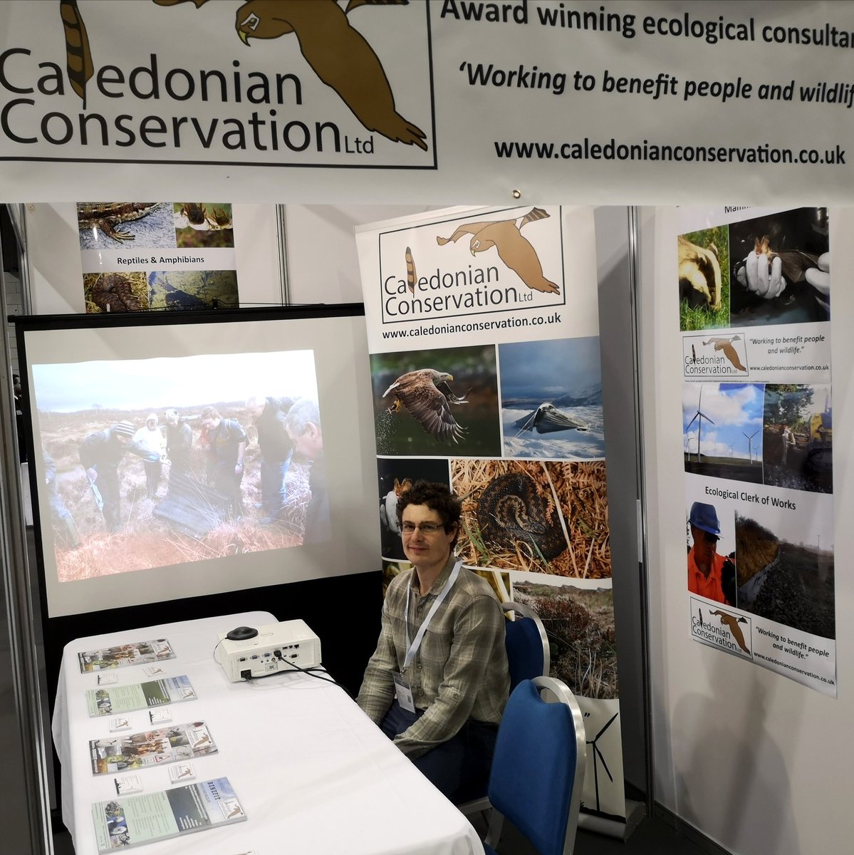 Come meet Director Chris Cathrine and Senior Ecologist Niall Currie at #ProcurexScotland today (stand 128a) @SECGlasgow! @CIEEMnet #ecology #wildlife