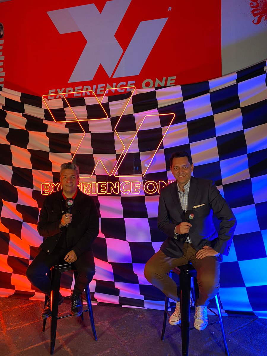 HiSportsTV's tweet photo. 😎 ¡Todos a ver #HiSpeed! 🔥
🩴Pónganse sus chanclas favoritas y corran al 517 de @totalplaymx, porque desde el #ExperienceOne, @LEAdeportess y @JorgeDialogante nos traen todos los detalles del #MexicoGP.
¡Manden sus fotos disfrutando este programa!
#CreamosTendencia https://t.co/TYpBH5Ud5X