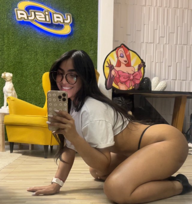 &iquest;Qu&eacute; est&aacute; pasando? https://t.co/6nznLE0h0Z