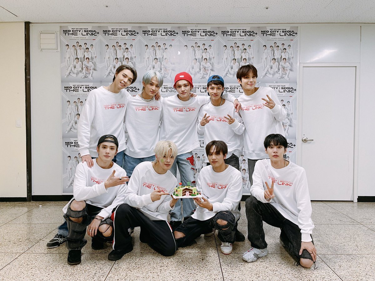 Thank you so much to everyone who tuned in and came to see us. It truly means a lot to have you as our fans and listeners. I mean it when I say this but we’ll be there to see you guys, much love guys.