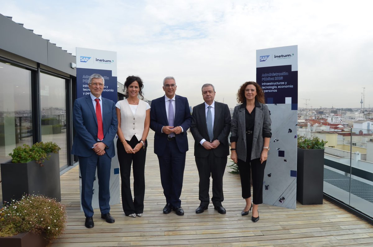 🔝Muy interesante el encuentro con responsables técnicos y económicos de administraciones públicas de toda #España donde se ha debatido sobre el futuro de la Administración.

<a href="/ComunidadMadrid/">Comunidad de Madrid</a> ha apostado por impulsar la digitalización e invertir en tecnología.
#MadridDigitalizada