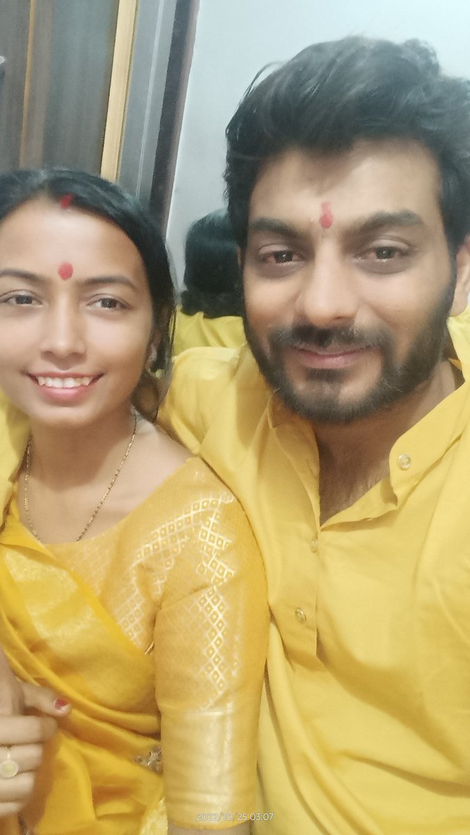 nikhilj07165150's tweet photo. 1 Earth
7 Seas
7 Continents
196 Countries
7 Billion people
And , I was lucky
enough to meet you...
I love you lots my dear wife 💖💖😘😘😘
#prinik https://t.co/250V9x1j49