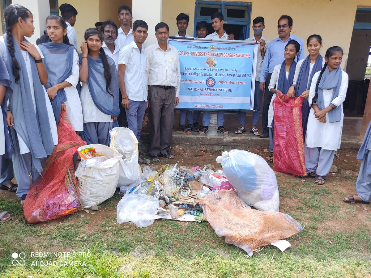 nssrdbangalore's tweet photo. BGVS PU College Ramnagar Plastic Mukt Bharat Programme. Collect 23 kg plastic today and submit it to Gram Panchayat Ramnagar.#CleanIndia2 @YASMinistry @ianuragthakur @pankajsinghips @_NSSIndia https://t.co/yz8DRYvtL3