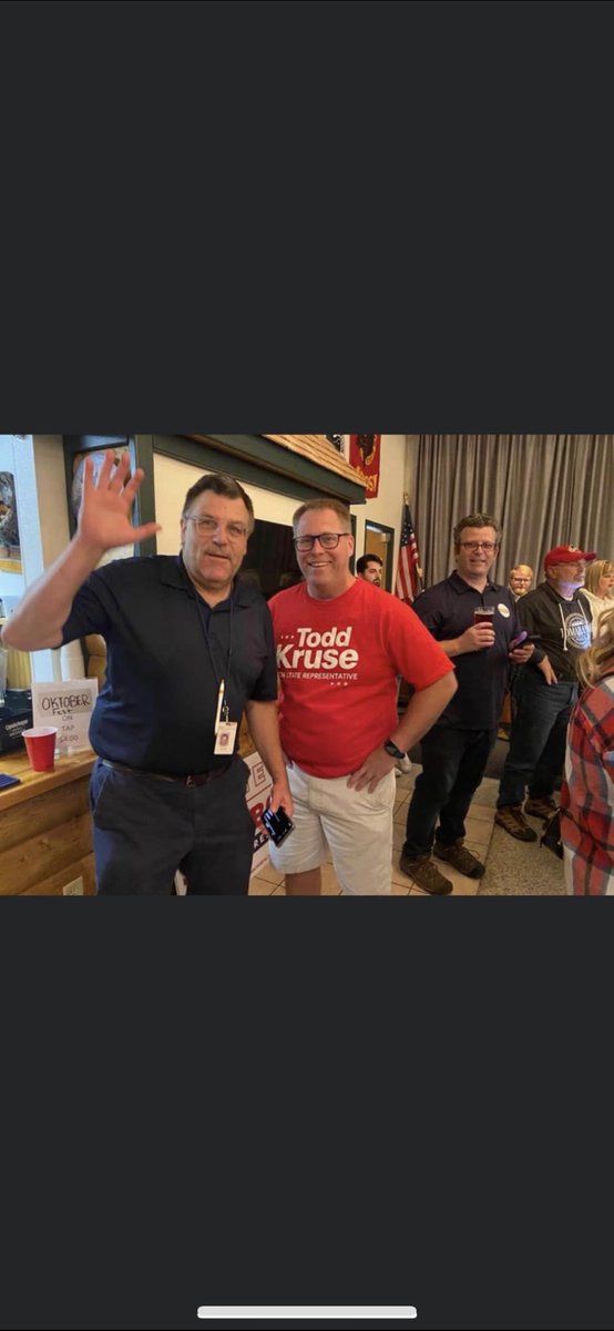 Tonight’s GOTV rally in IGH was so popular a DFL tracker joined us!!! You can just see his head over my left shoulder. We are flattered by the attention 🧐🇺🇸<a href="/MinnesotaDFL/">Minnesota DFL</a>