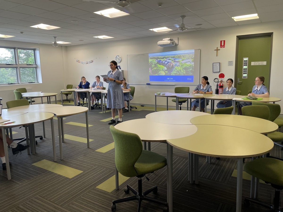 Loreto Extracurricular tweet media