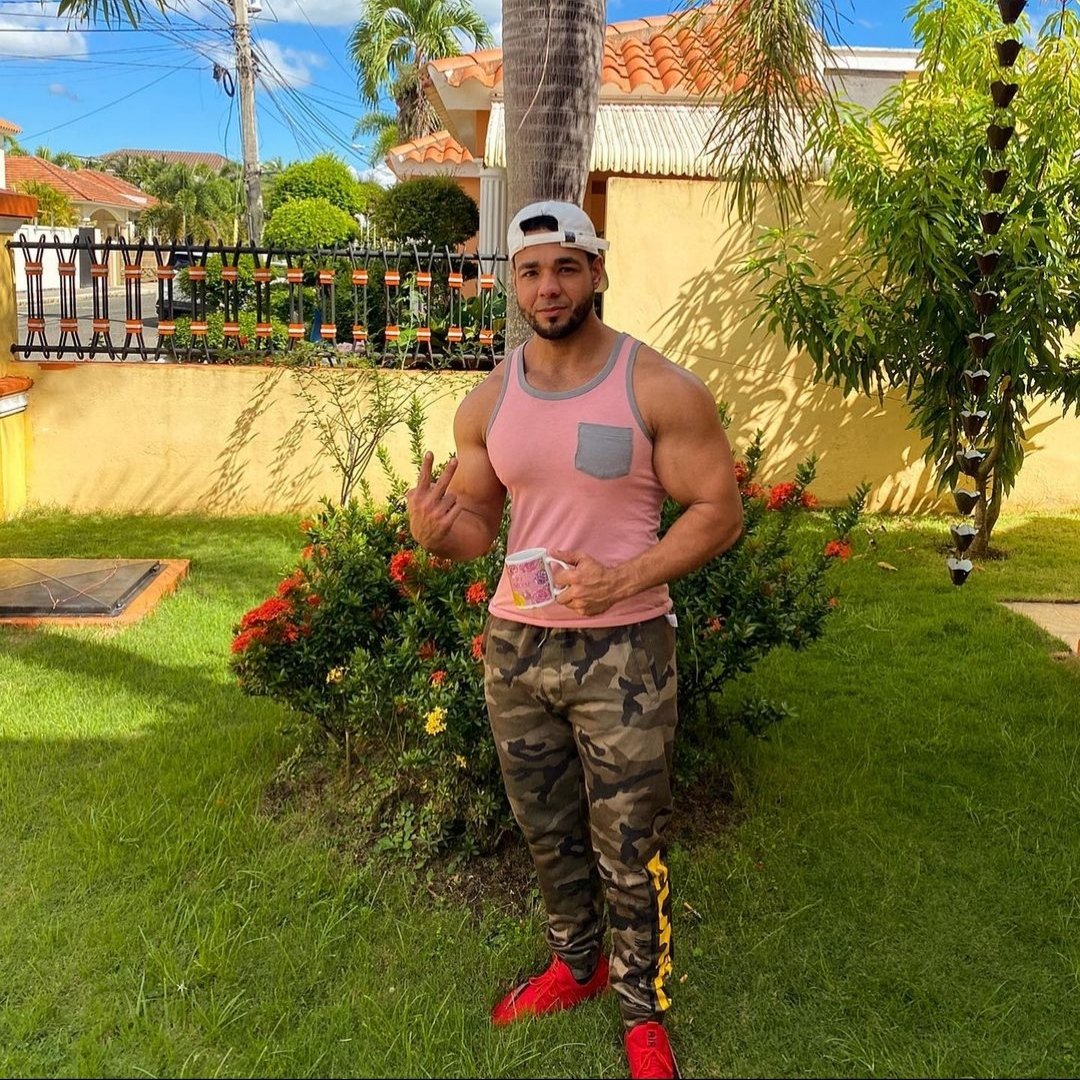 Julian_Bradly_9's tweet image. #hello_baby😘😘