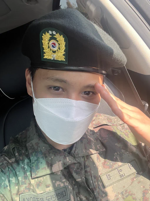 พันเอกคะแมว รายงานตัวครับ  