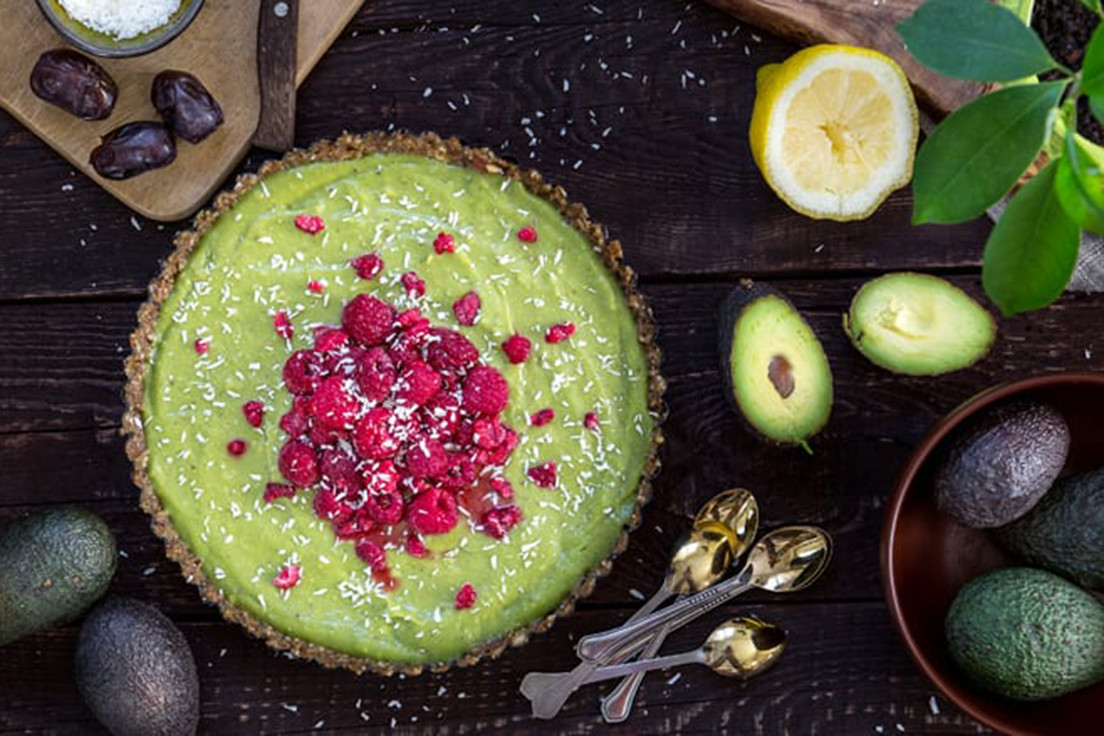 Samitivej's tweet photo. Many commercial cakes 🍰 and desserts 🍪 use artificial butter and margarine which contain #Transfats. Consider the ingredients when ordering a cake. Learn more here https://t.co/4ZM3dfqLya.

#Cake
#HealthyCake
#Samitivej https://t.co/ESpJNzq8rY