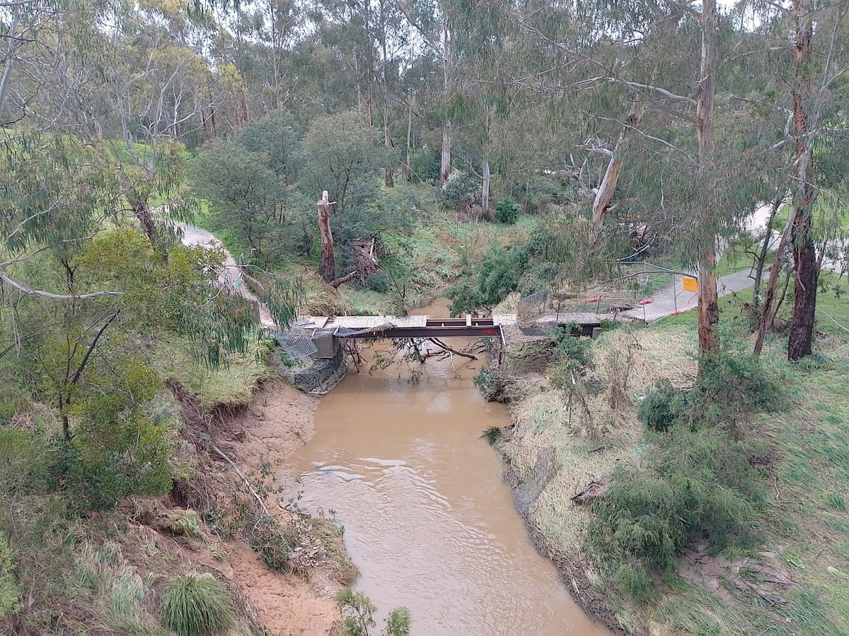 nikdow's tweet photo. Did our favourite ride Ringwood to Eltham earlier this week. Diamond Creek bridges out. https://t.co/UWBAHVMevM