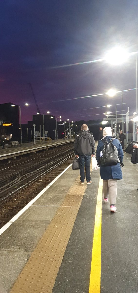 GonzoLecture's tweet photo. "we'll sort it"
(everybody on the
train platform laughs)
from the train company
that can't manage to
get ONE of its trains to
run on time today 😂
#serailway #trainfail https://t.co/n1gdcgxBM7