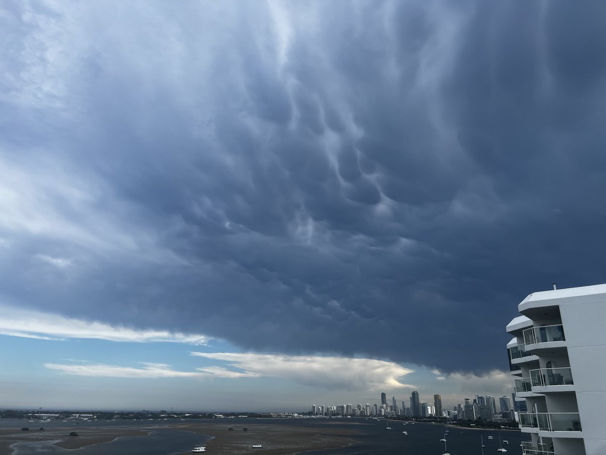 Doomsday sky in Australia…