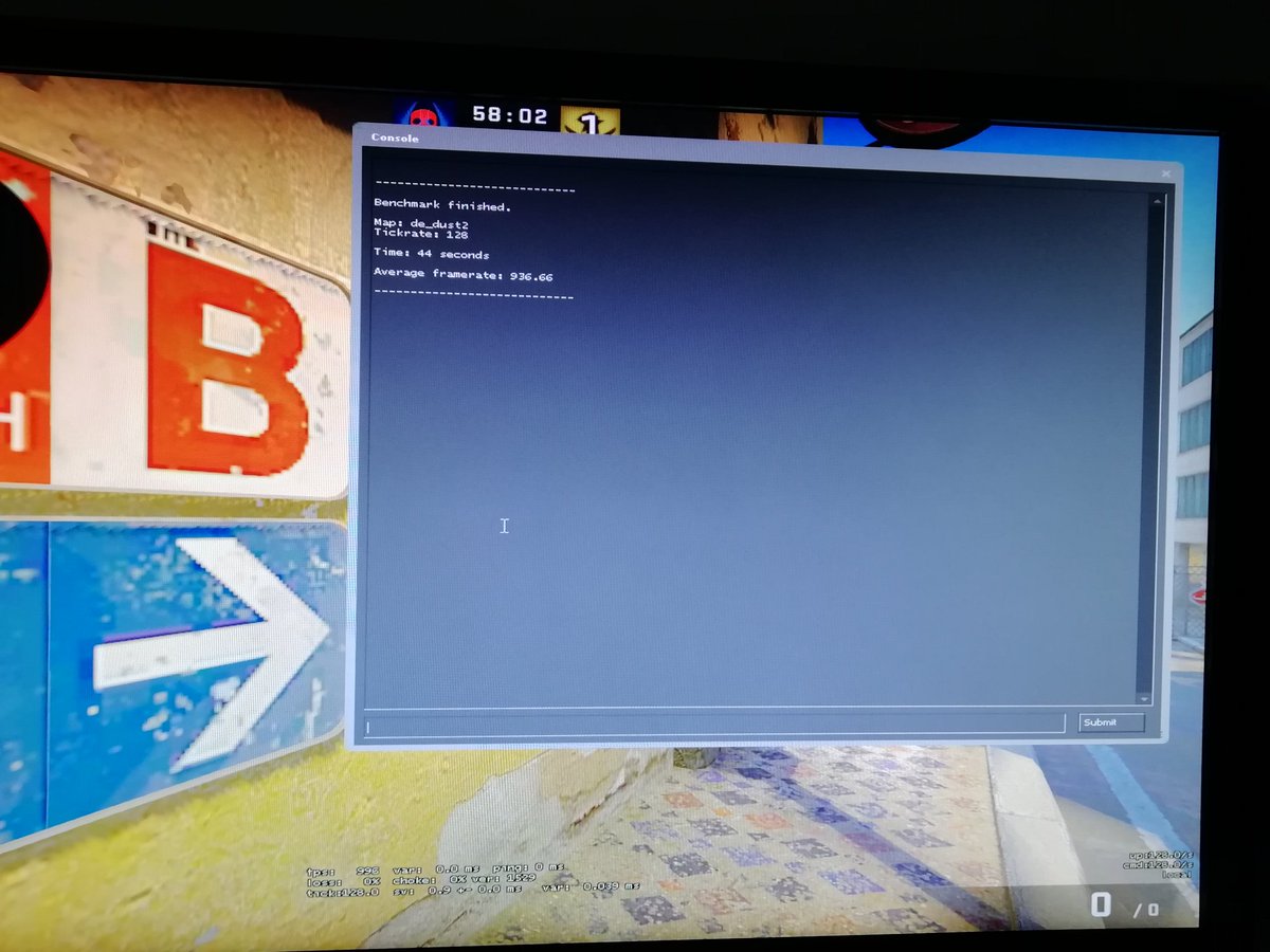 fpsperko's tweet photo. Sto li bese 936 avg fps?
#fpscsgo #benchmarkfps
1280x960 4x msaa https://t.co/Lvox5tqxSb