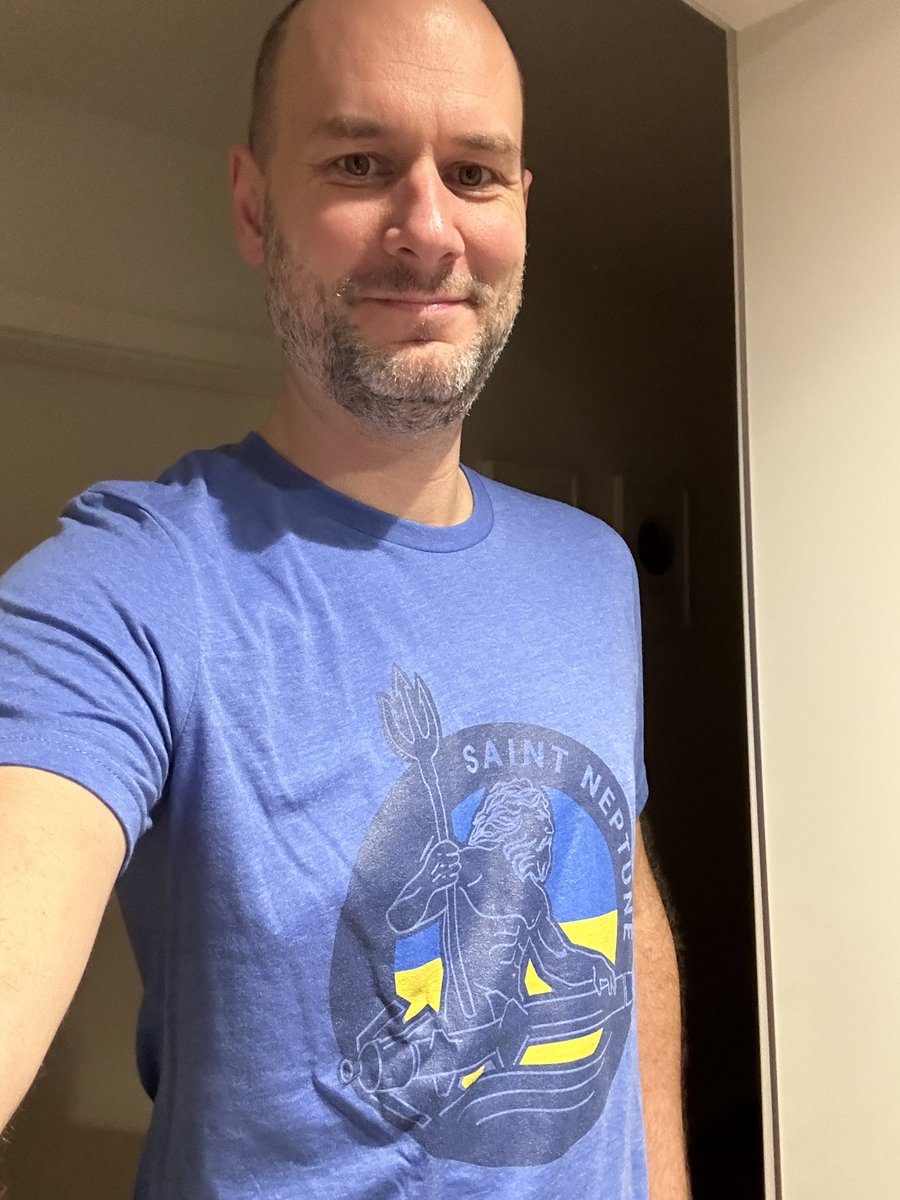 MerlinMHH's tweet image. Good Morning from Hamburg in Germany! The stuff arrived and i‘m happy. Thank you @saintjavelin, it is a great opportunity to support the Ukraine!