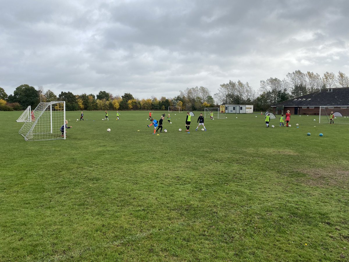 ⚽️DS20 Holiday Camp⚽️

We’ve had so much fun this week on the DS20 Holiday Camp 🫶

#TheHomeofFootball #DS20