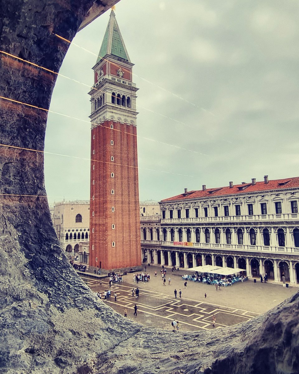 OliBarrett's tweet photo. Preparing to host the 5th Global Refugee Entrepreneurship Summit in Venice with @CFE_refugees &amp; @CfEntrepreneurs supported by @HumanSafetyNet. Guests from over 20 countries sharing insights, challenges and opportunities. 🇮🇹 🌎 💡 

#CFErefugees #REN22 https://t.co/6kwvqgC8w7 https://t.co/K0h61DuqLZ