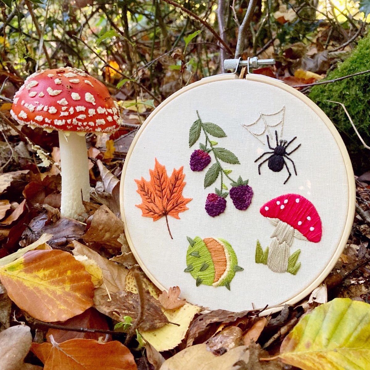 Autumn embroidery vibes! 🍁🍄🕸

I spotted these beautiful fly agaric mushrooms last week at @ashridgent. It was the first time I've seen these magical fairytale like mushrooms. Next day I was back for a little photo shoot with my autumn embroidery! 🍄 

#Autumn #fall