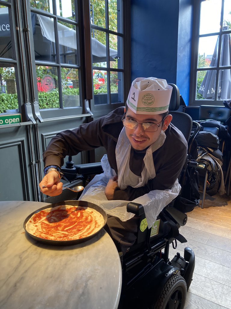 PIPLDN's tweet photo. A super fun day creating our own pizzas at Pizza Express! 🍕😋
#LearningDisability #Autism #FragileX #DownSyndrome #LifeatPIP #PizzaExpress https://t.co/Mv5UNUjXOd