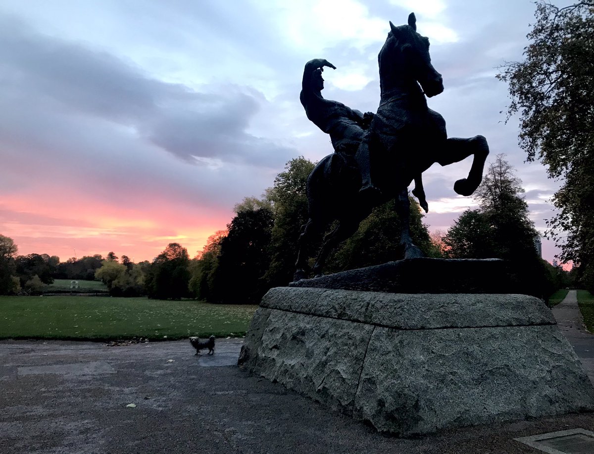 Miss Slater tweet media