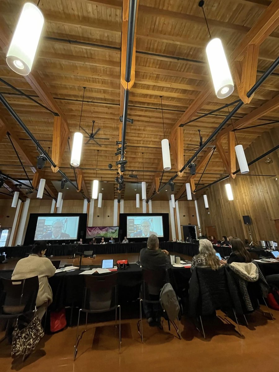 afnyukonregion's tweet photo. Day 2 of the #YukonFirstNation Annual Summit was full of more important dialogue 🙌🏽
Thank you to Mins @marcomendicino and @stbstvdan who joined virtually to discuss key issues like #Justice ⚖️, #landuseplanning 🏞️, the #CommunitySafety Officer program &amp; more!

#AYukonThatLeads https://t.co/QvpkkGKNrh