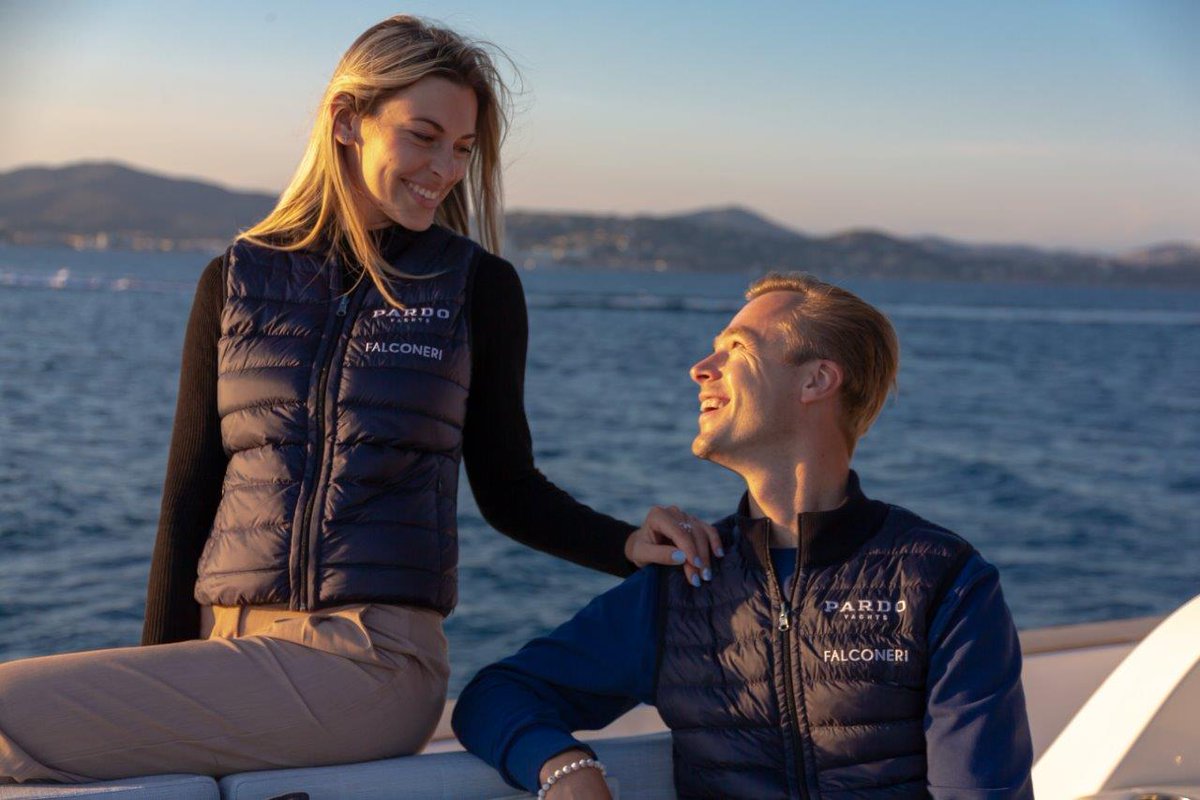 On the occasion of the Cannes Yachting Festival 2022 Pardo Yachts announced a new collaboration with Falconeri, the refined Italian brand specialized in the creation of cashmere knitwear and the highest quality natural yarns.

#Falconeri #Pardoyachts #ErraiStudio #PressOffice