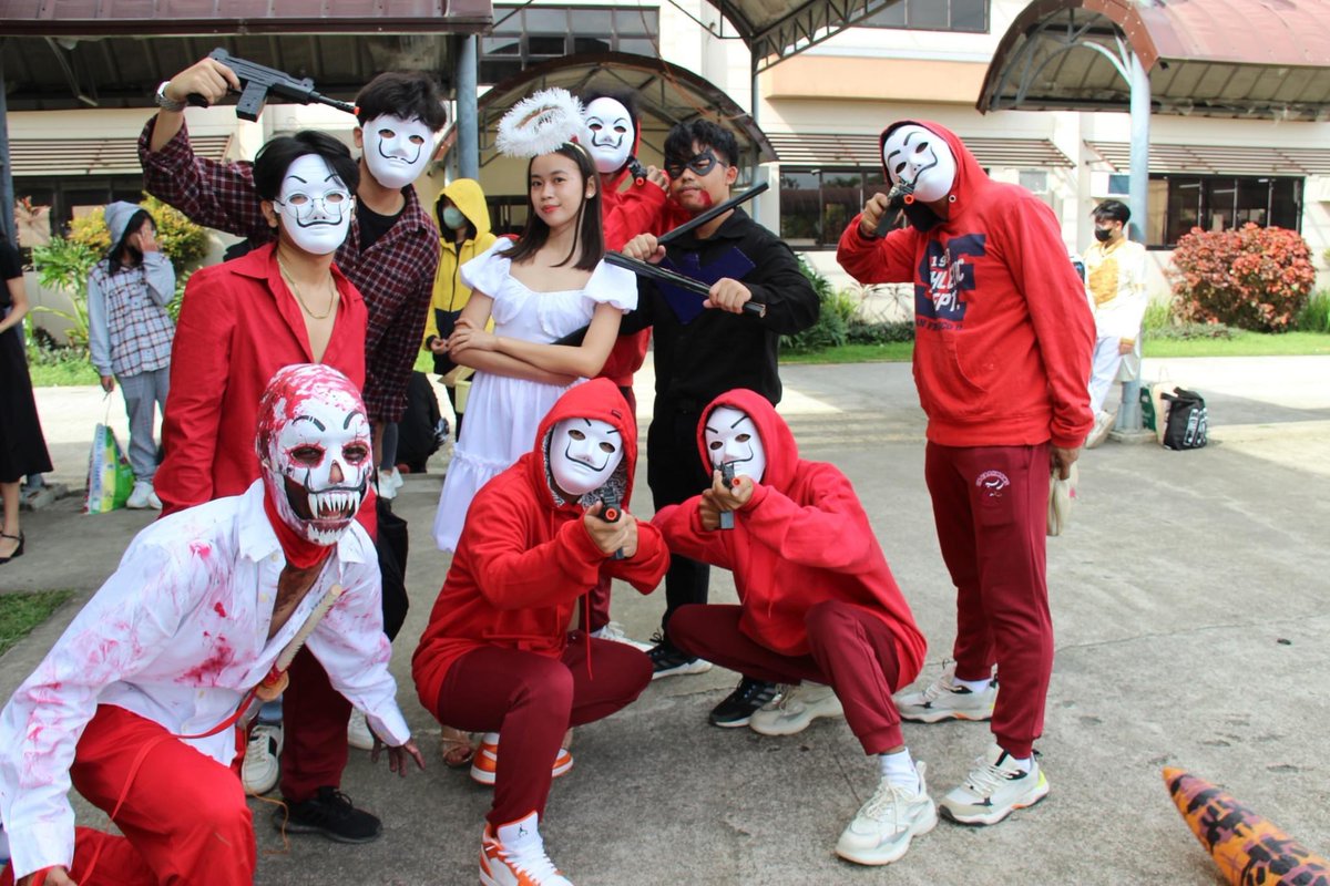 UBLCrushes's tweet photo. #HIGHLIGHTS: Halloween Party of UBLC United Architects of the Philippines Student Auxiliary (UAPSA)

Visit the gymnasium to witness their spooky costumes, fun and games.

#UBecomeWhatUBelieve https://t.co/ApIwPblEJa