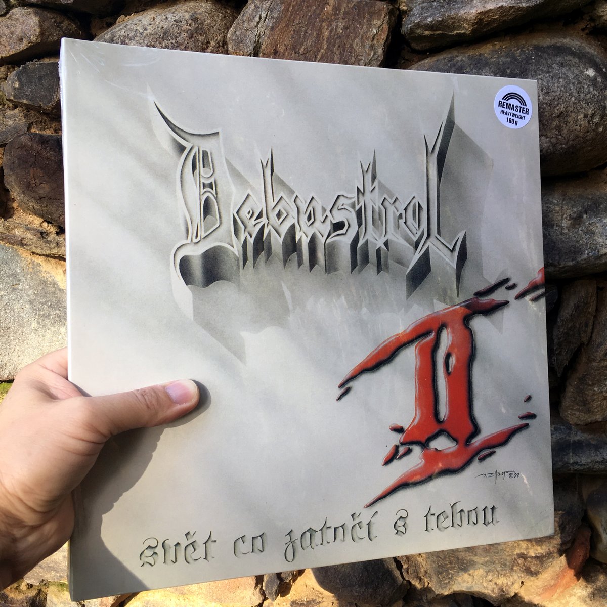 madmusickcz's tweet photo. NOVÉ PŘÍRŮSTKY / NEW ARRIVALS 🆕

DEBUSTROL "Svět co zatočí s tebou" [LP, 1992/2022] ⚫

Druhé album dávné přední české thrashmetalové kapely v reedici ke 30. výročí od původního vydání. Remaster, 180 gram vinyl, gatefold.

🛒 → https://t.co/OHUgJdZDEE

#debustrol #thrashmetal https://t.co/F8j1gn5Ezz