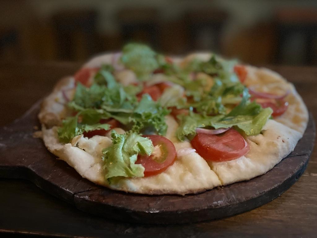 MacondoCamp's tweet photo. #vegetarian #focaccia #macondocamp #mzuzu #Malawi https://t.co/YafRuRGWNg