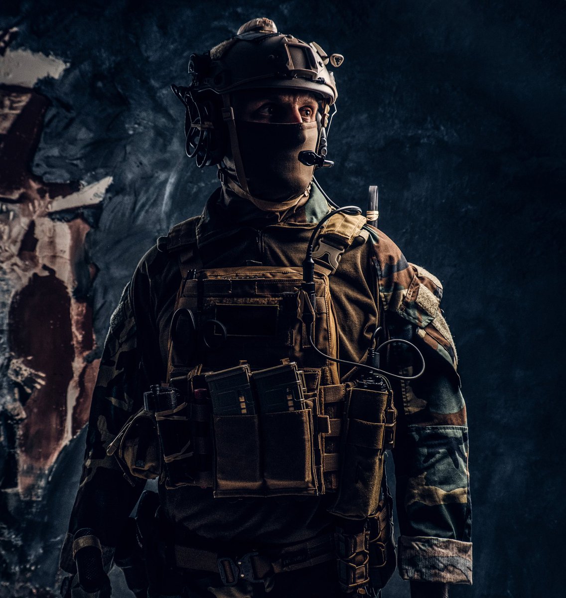 cdmincorporated's tweet image. There&apos;s a new Ranger in town! Check out Amphenol NEXUS Technologies&apos; Ranger series tactical communications connectors for the most demanding worn applications! #TacComThursday #TacCom #TacticalCommunicationsConnectors #RangerConnectors #SoldierWorn #TacticalCommunications