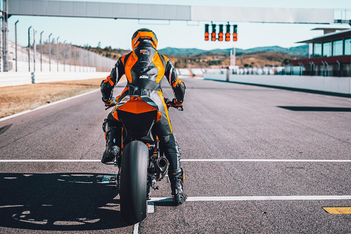 KTM_UK's tweet photo. Pre-order for the 2023 KTM RC 8C is open NOW!
Click the link to secure yours now!
https://t.co/04681QmXjG
#KTM #ReadyTorace #KTMRC8C #RaceRC #FindTheEdge https://t.co/9twcTcbGCR