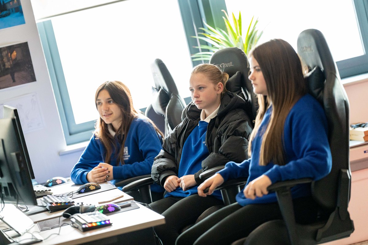 University of Wales Trinity Saint David tweet media