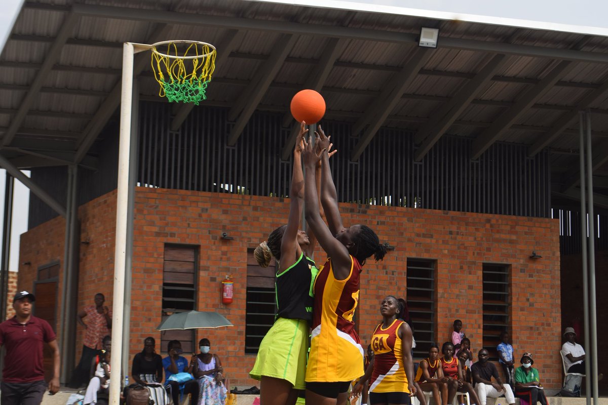 NetballUpdates1's tweet photo. #ThursdayNetball
FT'
@PrisonsNetballC 46-45 @WeyonjeClub
#UNSL #Kamwokya
@kayiirajackson @VBugerere @UgandaNetball @SheCranes1 @CeasorKing @PlasconUganda https://t.co/p5pfk4kylU