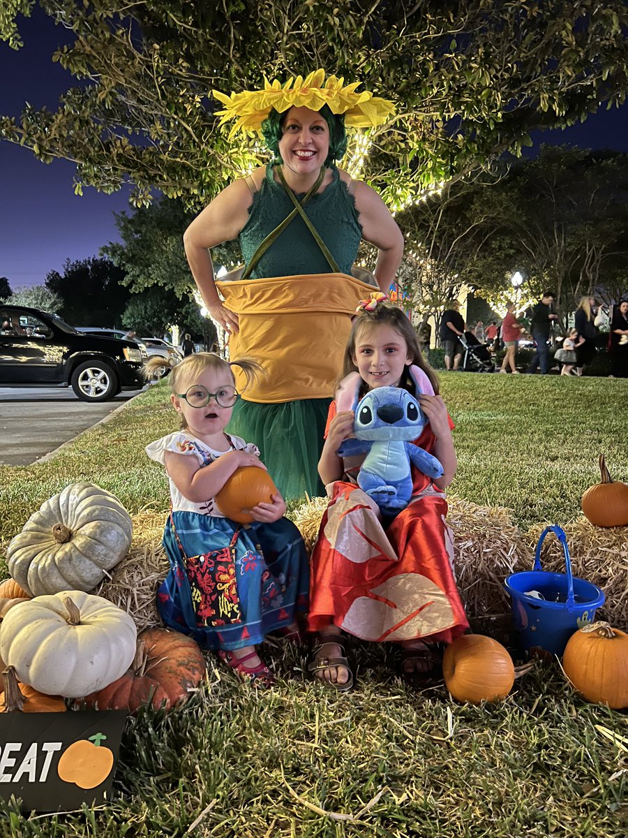 Trunk or Treat at Katy’s First Baptist Church was a success! Brinley was Mirabel from Encanto, Emilia was Lilo from Lilo and Stitch, and mom was a flower. Fun times!
