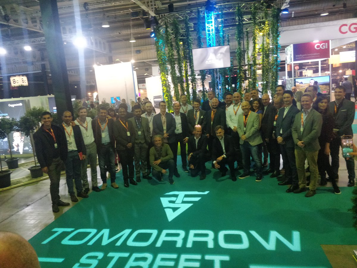 Minister of Economy <a href="/FranzFayot/">Franz Fayot</a> and Chief External and Corporate Affairs Officer Joakim Reiter visiting the #TomorrowStreet Zone at #Arch2022. Innovation with impact. The time is now!