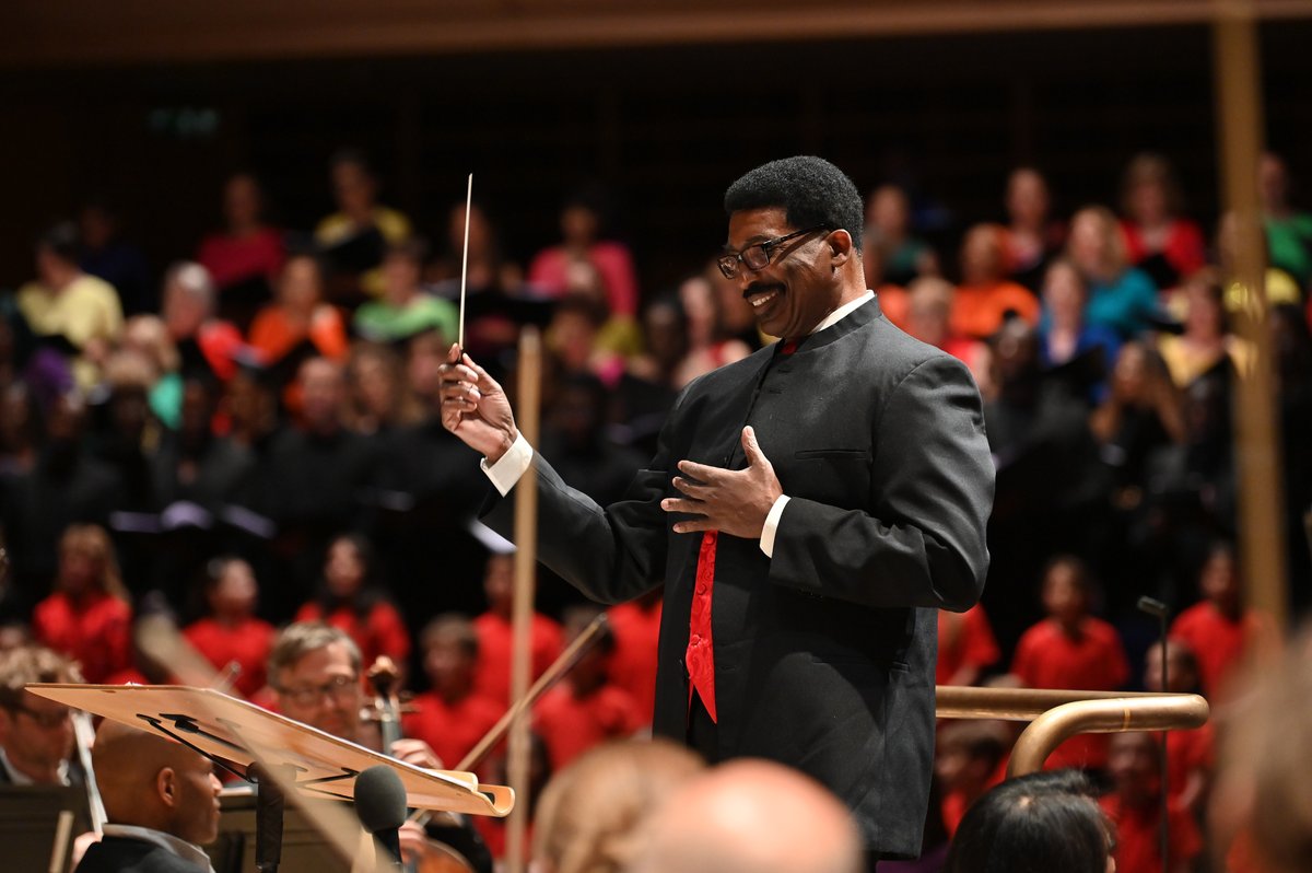 'I hope to bring that joy of learning about Black history, here in the UK, to these next concerts.' Our new Associate Artist André J Thomas on his two concerts with the LSO in the coming week (30 October and 6 November): lso.co.uk/whats-on/alway… 📸 Tom Howard Photography