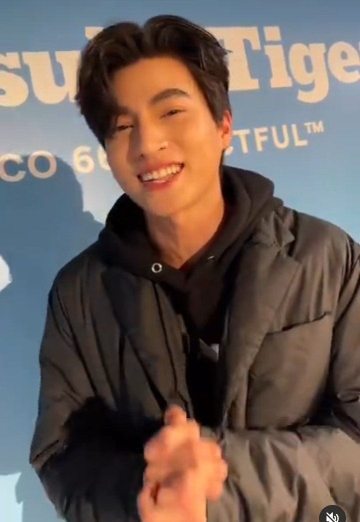 Gupitae88's tweet image. bazaarthailand IG

: A collection of impressive moments of young actor Gulf Kanawut, the only representative of Thailand who flew to the event &amp;amp; was one of the key guests of this evening held at the Embassy of Mexico. Japan With the launch of #OnitsukaTiger special+
#GulfKanawut