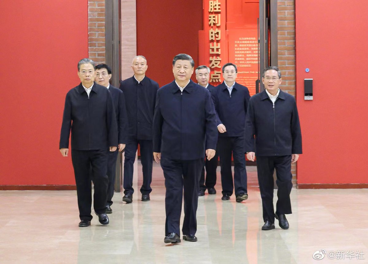 ClaraDFMarques's tweet image. Name the band