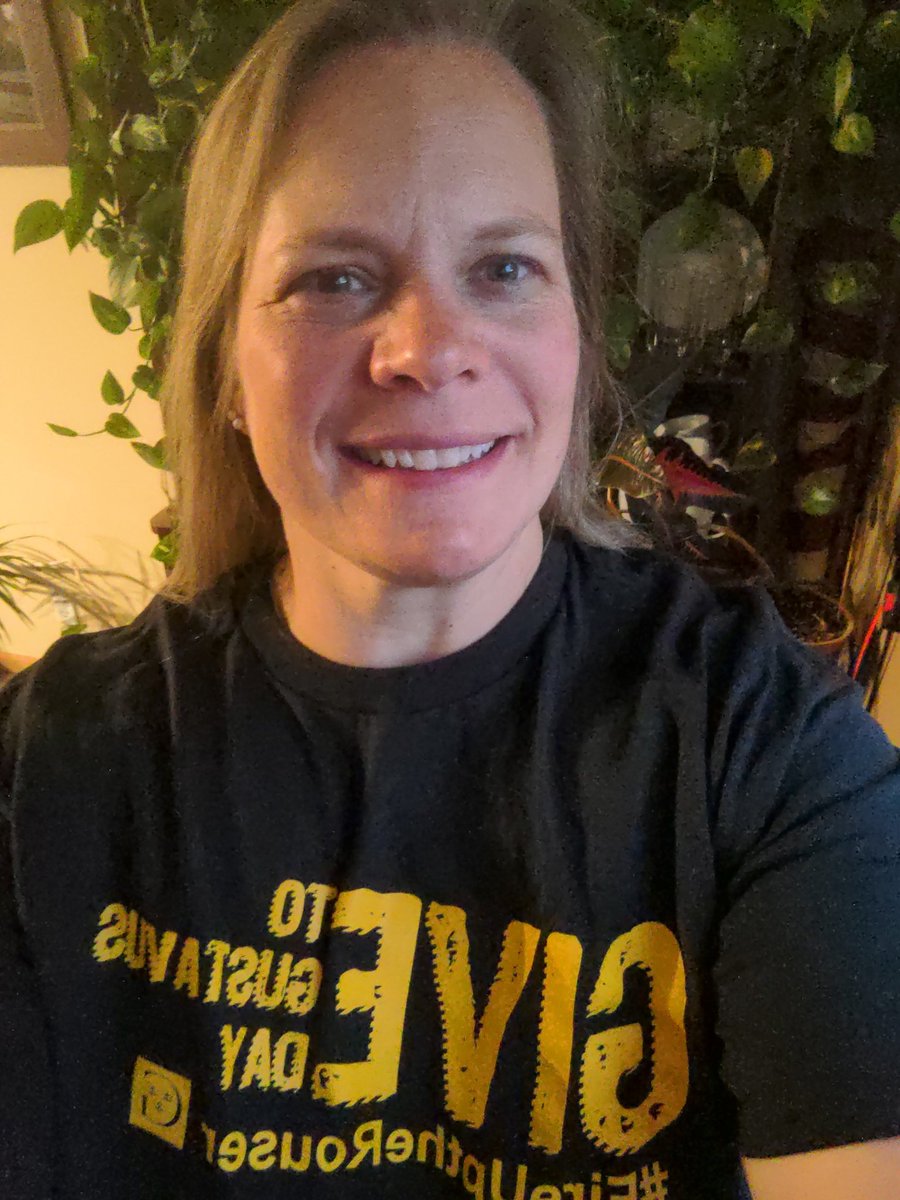 It is Give to Gustavus Day!  I am ready to go in support of my Alma Mater! Are you? 
Give to Gustavus: bit.ly/2XU6nwU

#fireuptherouser